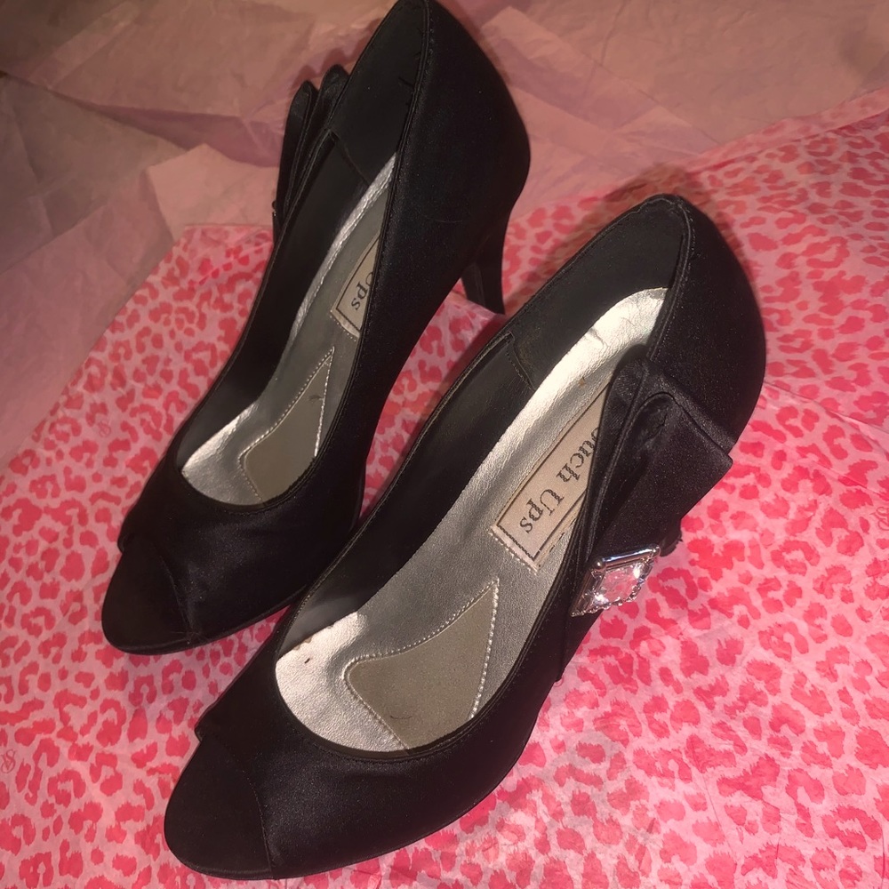 Black open toe Heels